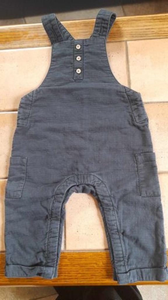 Jumpsuit voor jongens in de winter, Kinderen en Baby's, Babykleding | Maat 74, Gebruikt, Broekje, Ophalen of Verzenden, Jongetje
