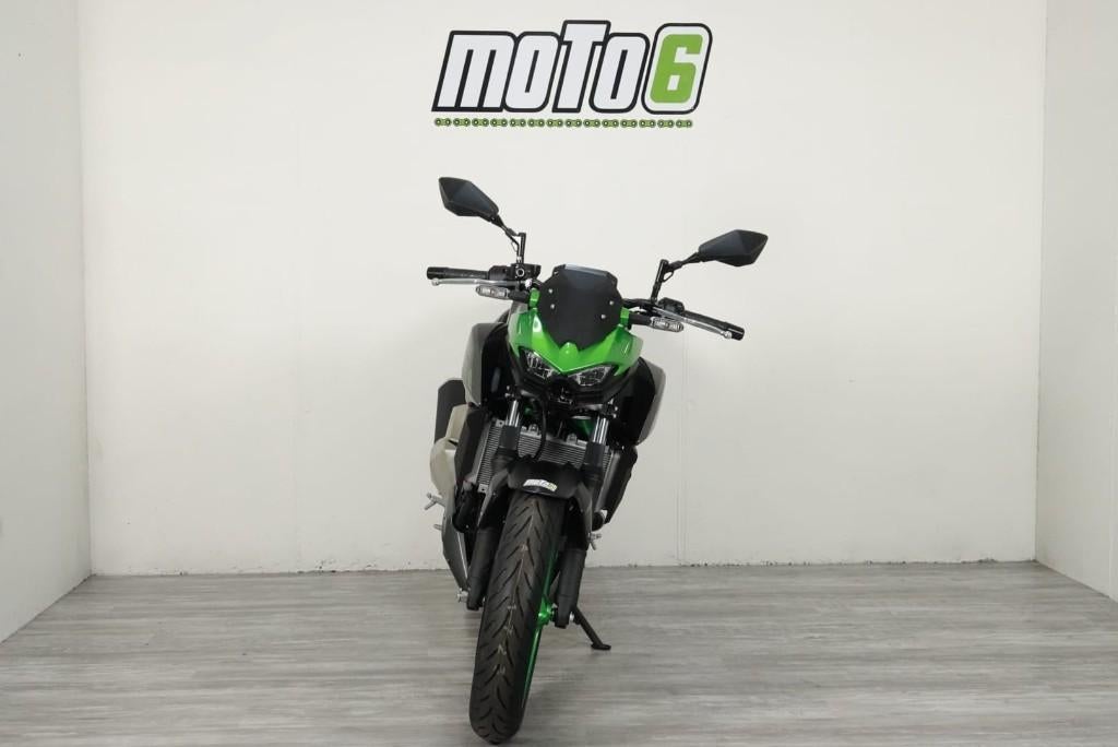 Démo de la Kawasaki Z500 SE, Motos, Entreprise, 2 cylindres, Permis Moto A2 minimum, 12 à 35 kW