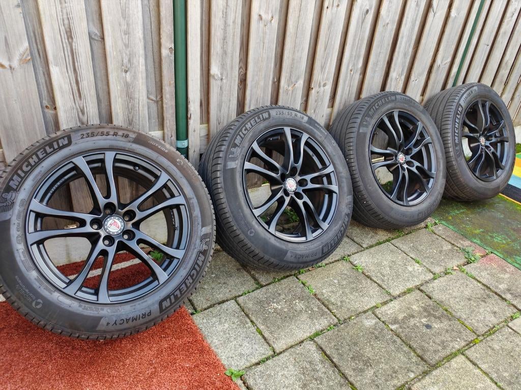 Platin Velgenset met banden., Auto-onderdelen, Banden en Velgen, 18 inch, Gebruikt, Ophalen of Verzenden, 235 mm