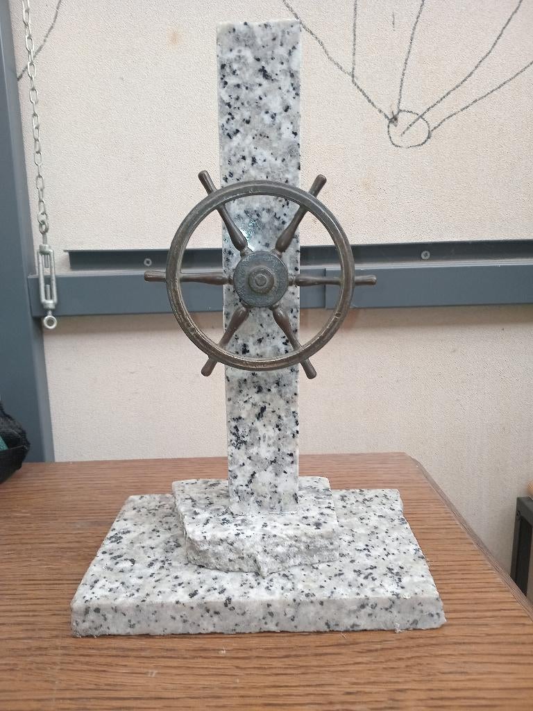 Gouvernail en bronze avec base en granit, Antiquités & Art, Enlèvement ou Envoi, Bronze