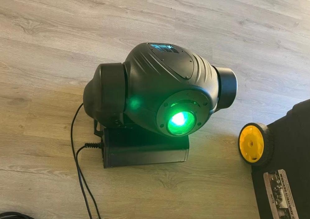 4 têtes mobiles Coemar avec contrôleur DMX, Musique & Instruments, Lumières & Lasers, Comme neuf, Lumières, Couleur, Effet stroboscopique