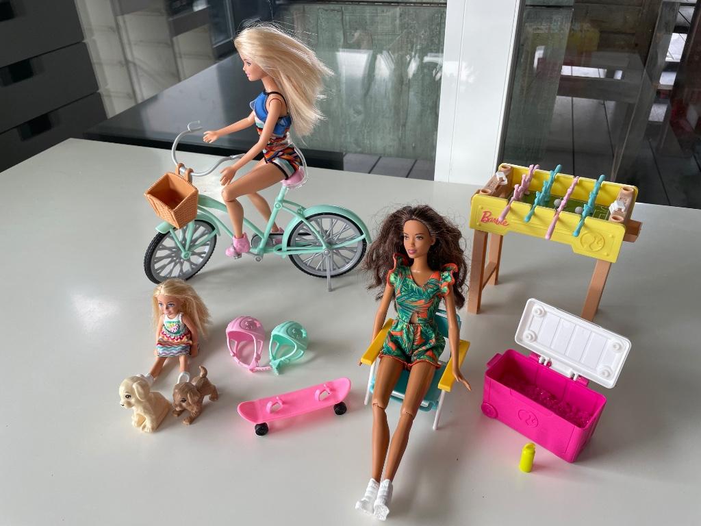 Barbie-fiets, Kinderen en Baby's, Speelgoed | Poppen, Gebruikt, Barbie, Ophalen of Verzenden