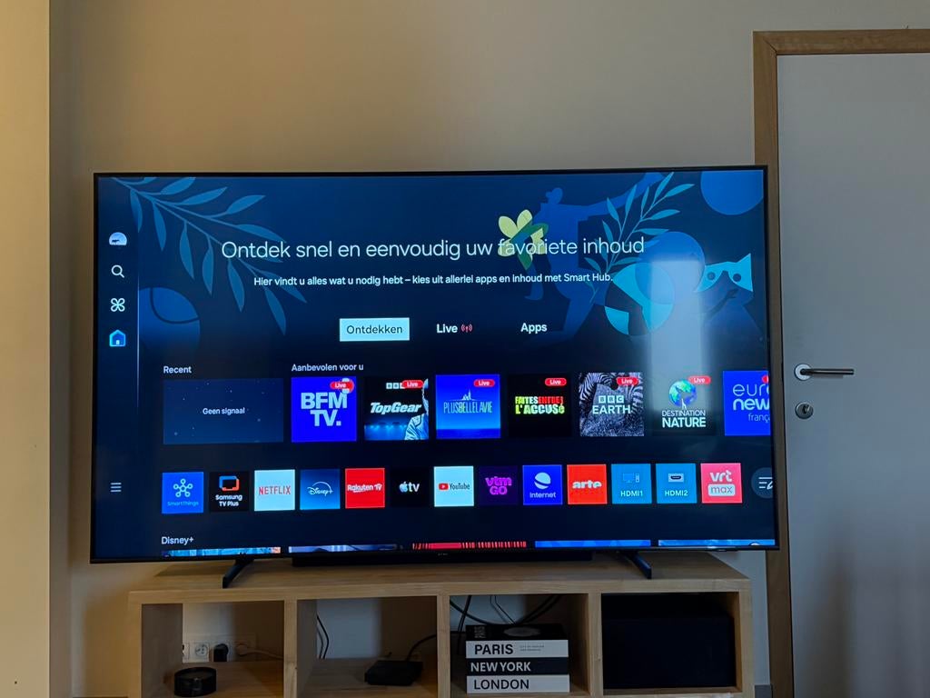 Samsung 85 inch crystal 4K UHD, TV, Hi-fi & Vidéo, Télévisions, Enlèvement, Comme neuf