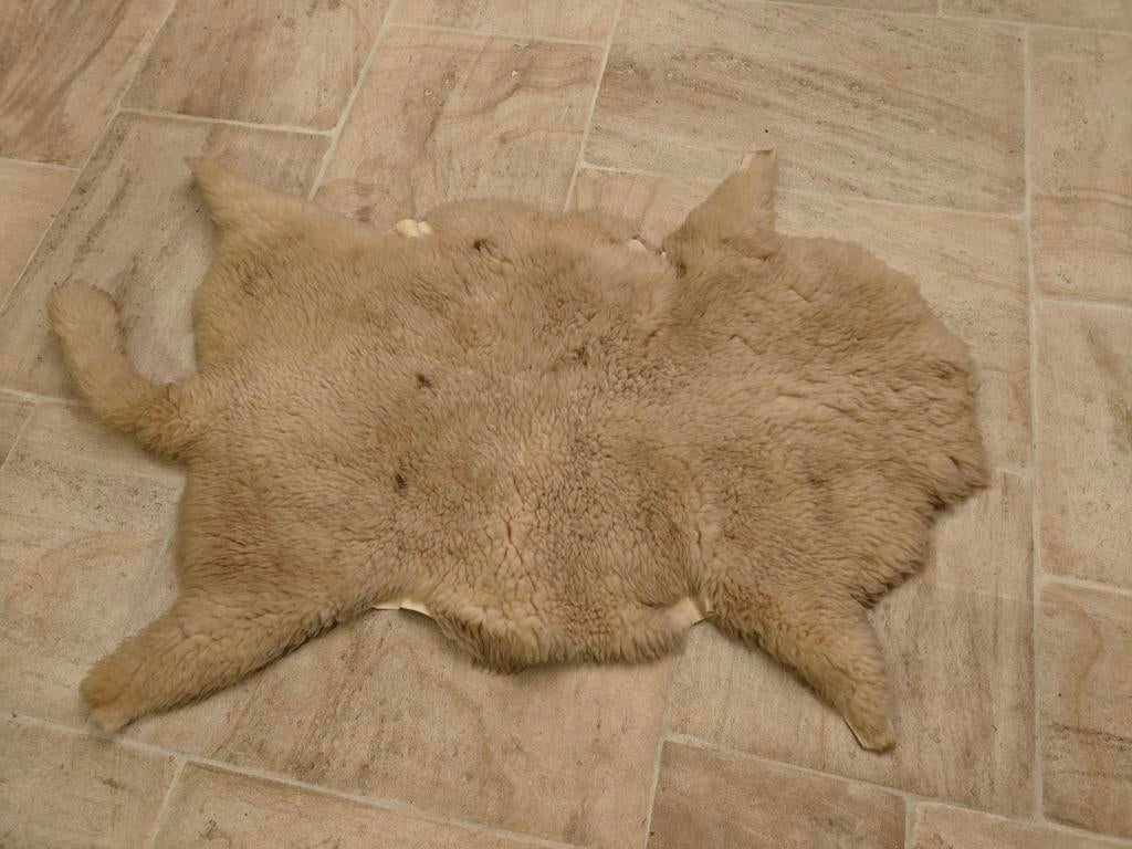 grande peau de mouton vintage, Enlèvement, Utilisé