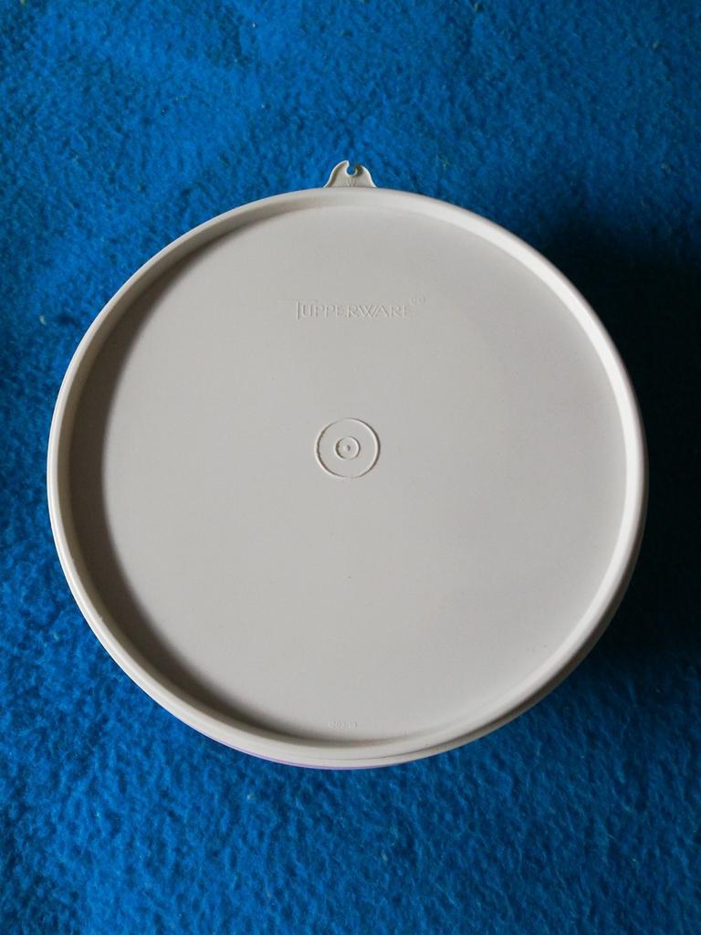 Moule à gâteau Tupperware, Maison & Meubles, Enlèvement ou Envoi, Comme neuf