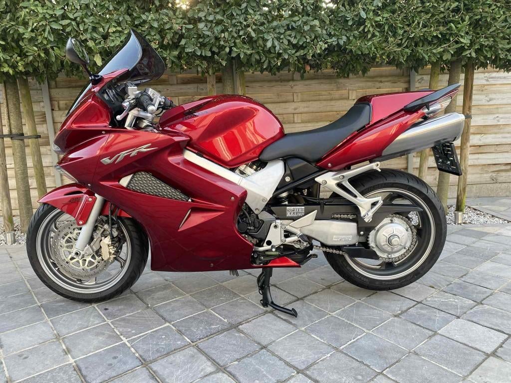honda vfr 800 v-tec 4/2007 **30000km** ABS**, Permis Moto A, Tourisme, Entreprise, Plus de 35 kW