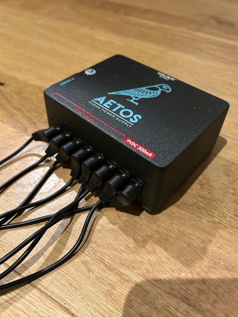 Walrus Audio AETOS 230V Clean Power Supply, Muziek en Instrumenten, Effecten, Ophalen, Zo goed als nieuw