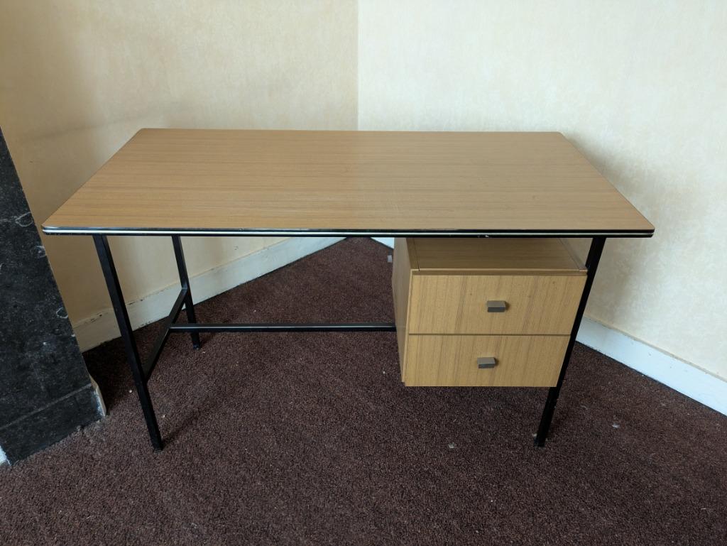 Bureau moderniste avec bloc 2 tiroirs, Enlèvement