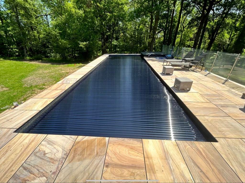 Volet de piscine immergé ou hors-sol en pvc ou polycarbonate, Neuf