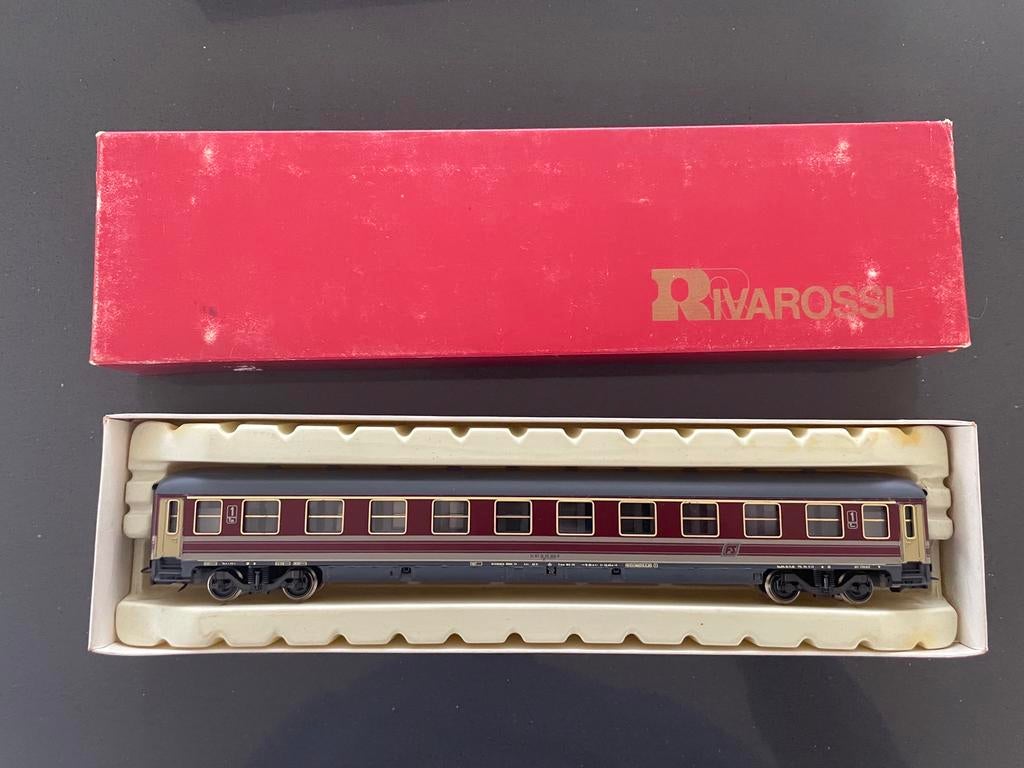 RIVAROSSI Voiture 1ère classe FERROVIE DELLO STATO 2543, Hobby & Loisirs créatifs, Trains miniatures | Échelle N, Utilisé, Wagon