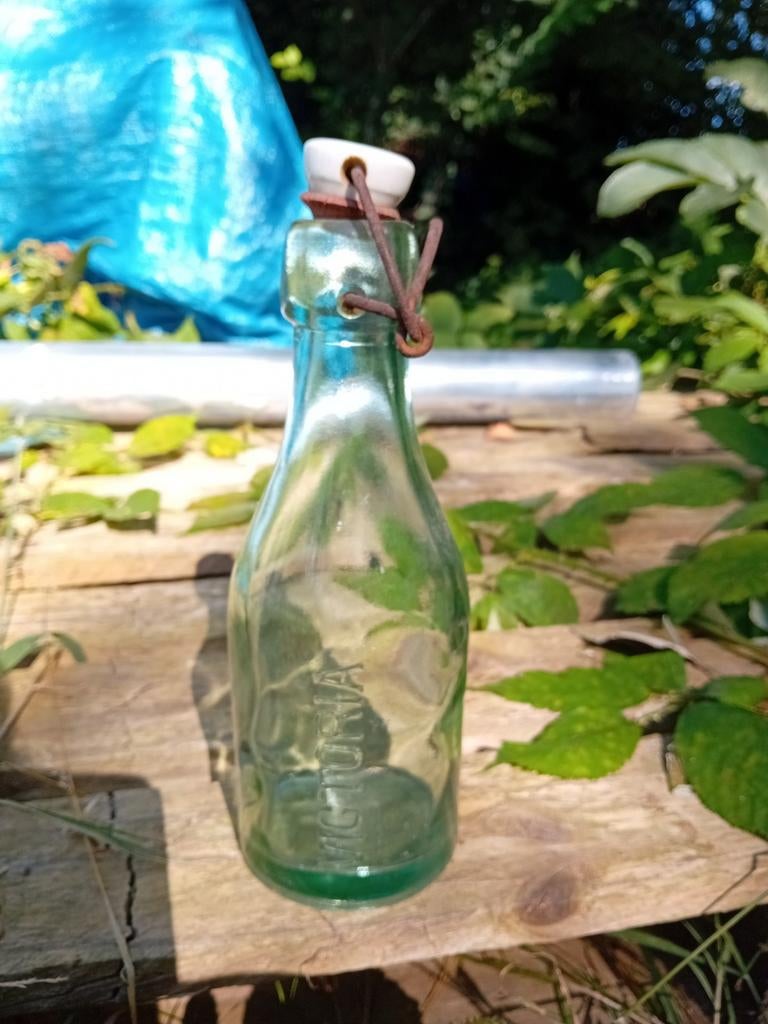 Oude vintage melkfles Victoria, Ophalen of Verzenden