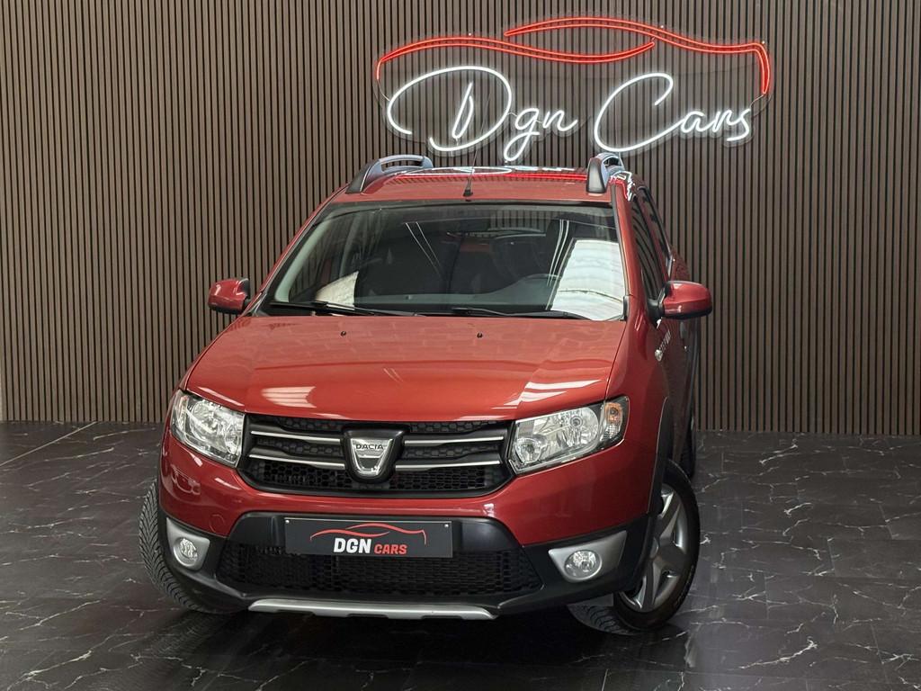 Dacia Sandero Sandero Stepway 0.9 TCe Stepway Plus, Autos, Dacia, Rouge, Achat, Euro 6, Entreprise