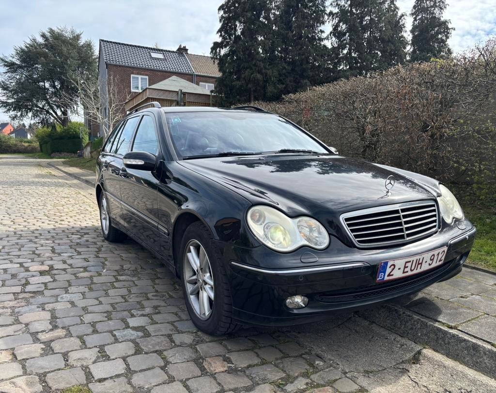 MERCEDES C320 i 4MATIC AVANT-GARDE, Cuir, Achat, Noir, Automatique