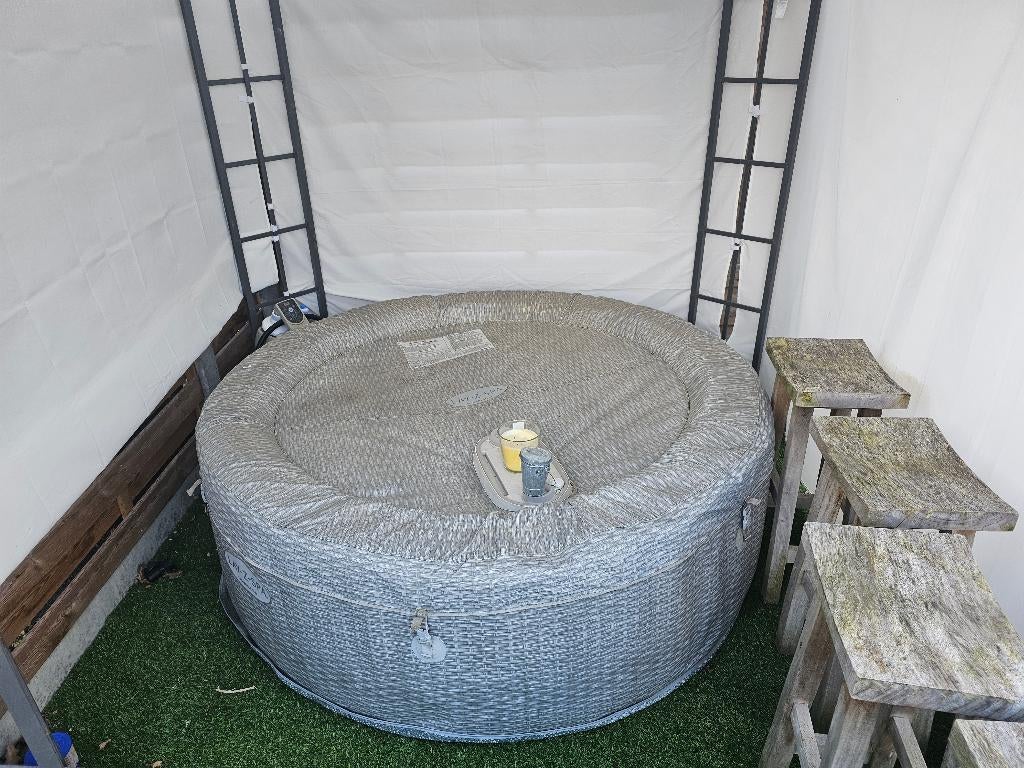 Opblaasbare jacuzzi, Ophalen, Gebruikt, Filter, Opblaasbaar