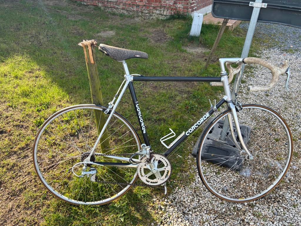 Vélo de course rétro Concorde, Enlèvement