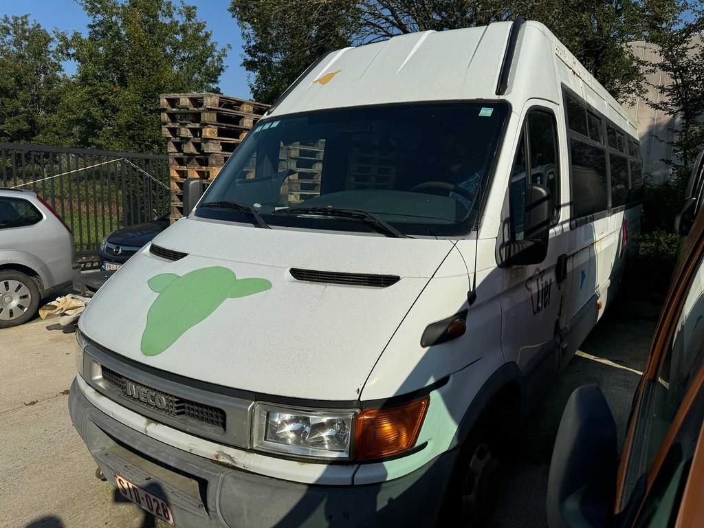 2004 iveco daily Touringcar 120705km, Auto's, Iveco, Bedrijf, Diesel, Te koop