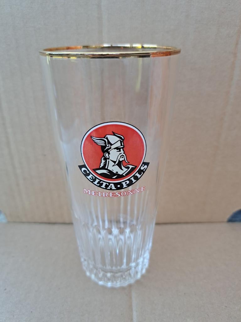 1 retro bierglas van CELTA - PILS, Ophalen of Verzenden, Zo goed als nieuw, Glas of Glazen, Overige merken