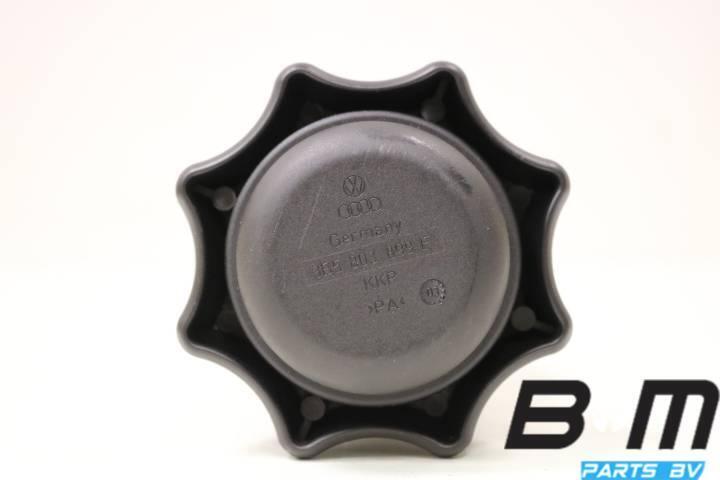 Bout voor reservewiel bevestiging VW Passat 3BG, Gebruikt