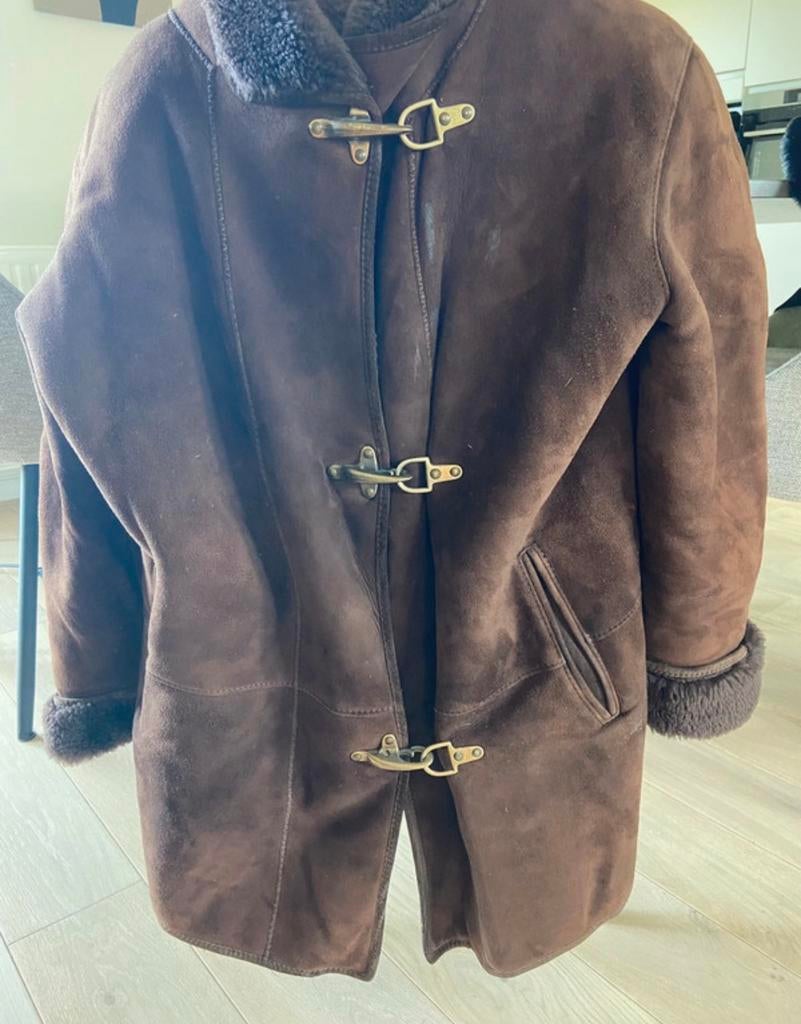 Veste moutons retourné en daim, crochets laitons, Vêtements | Femmes, Vestes | Hiver, Enlèvement, Porté, Taille 38/40 (M), Brun