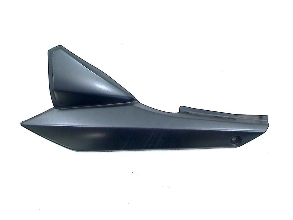 COQUE CÔTÉ GAUCHE GSX 650 F 2008-2012 (GSX650F CJ1), Dhr. S. di Majo, Utilisé, Info@cama-motorparts.nl, P.J. Troelstraweg 8 8
3144 CX  MAASSLUIS, NL