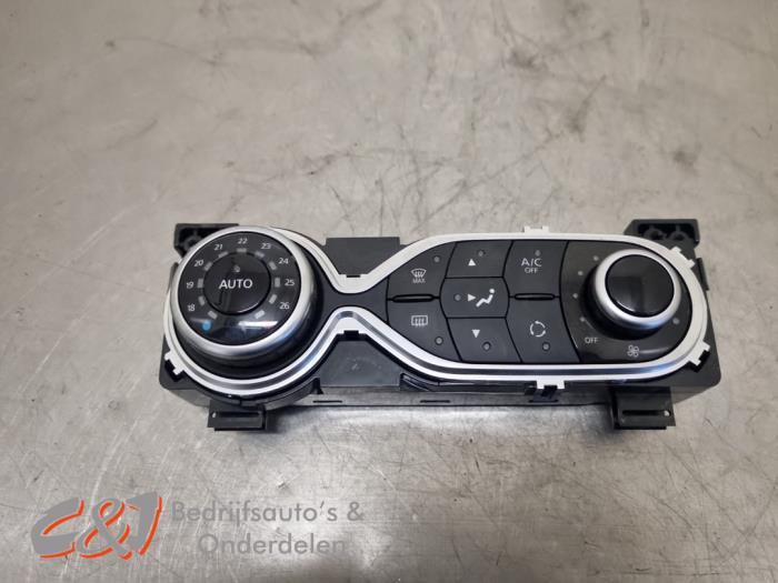 Airco bedieningspaneel van een Nissan NV300, Gebruikt, -, -, Ophalen of Verzenden