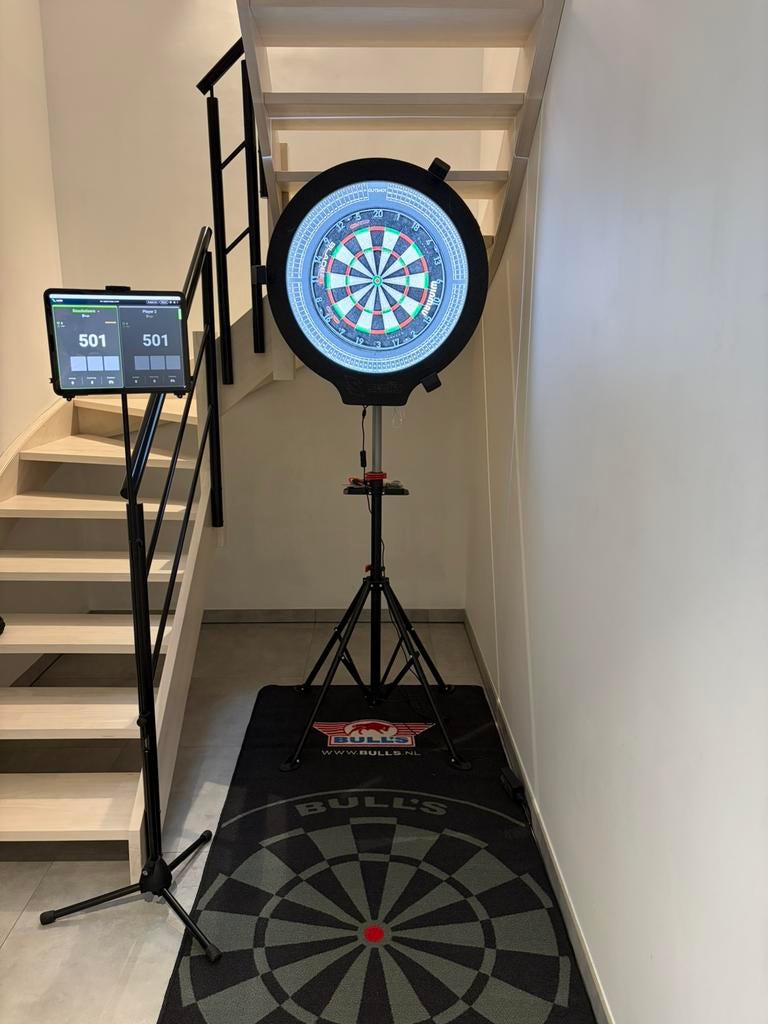 Complete scolia home darts setup, Sport en Fitness, Darts, Ophalen, Zo goed als nieuw, Dartbord