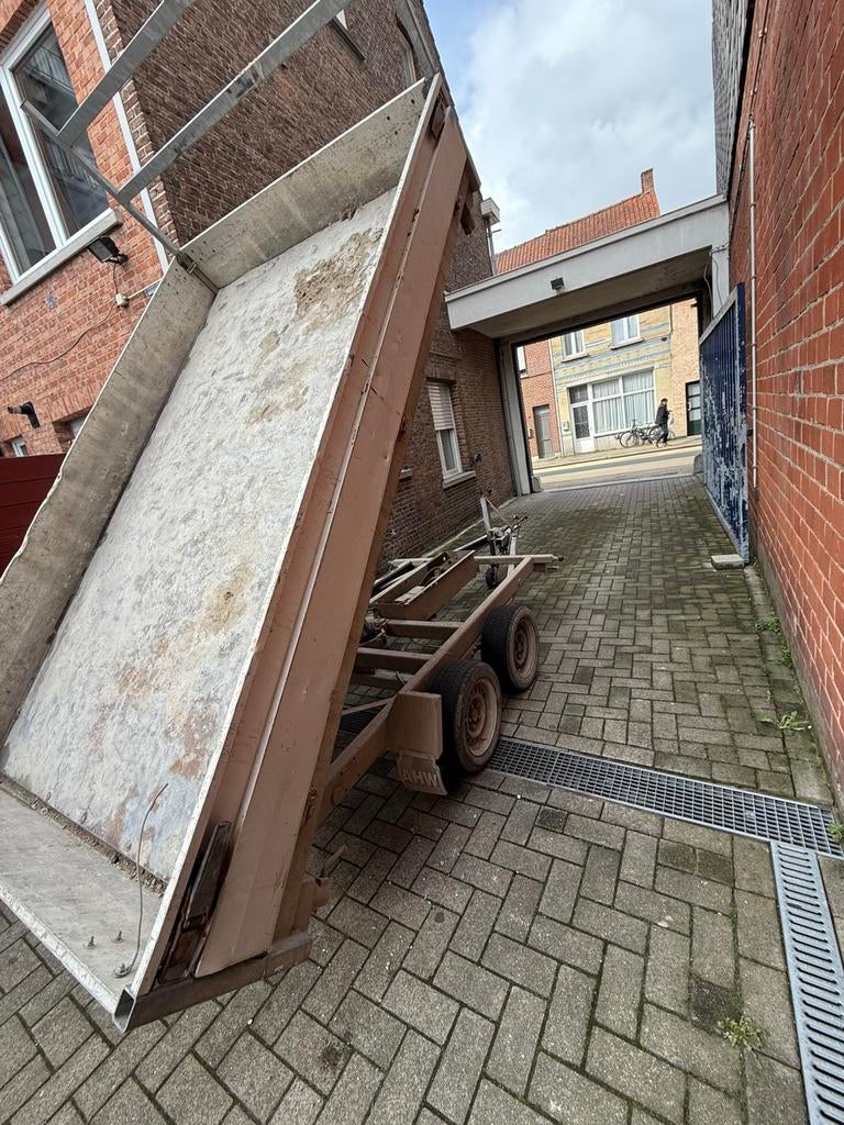 Elecktrische kipper, Ophalen, Zo goed als nieuw