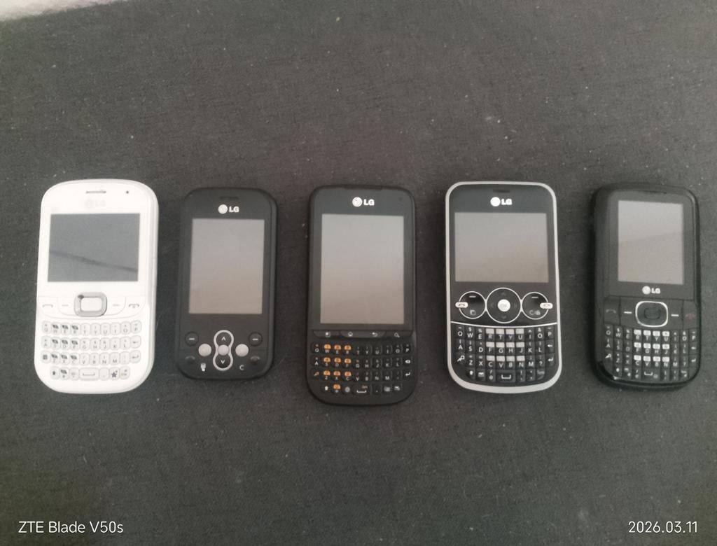 5 Téléphone portable LG. Avec chargeur, Télécoms, Téléphonie mobile | Chargeurs pour téléphone, Envoi, LG