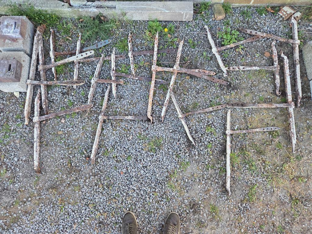 Antieke smeedijzer muurankers, Bricolage & Construction, Quincaillerie & Fixations, Enlèvement, Utilisé, 250 mm ou plus, Autres types