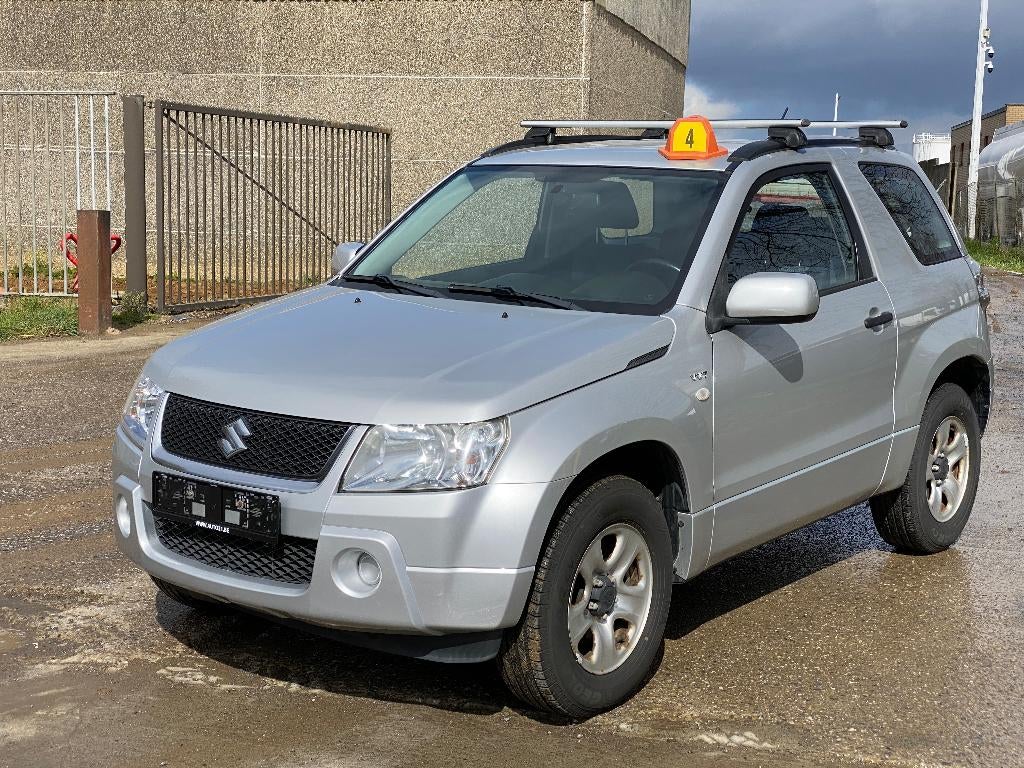Suzuki Grand Vitara 1.6i JX Airco 75.000km, Autos, Argent ou Gris, 4 portes, Entreprise, Noir