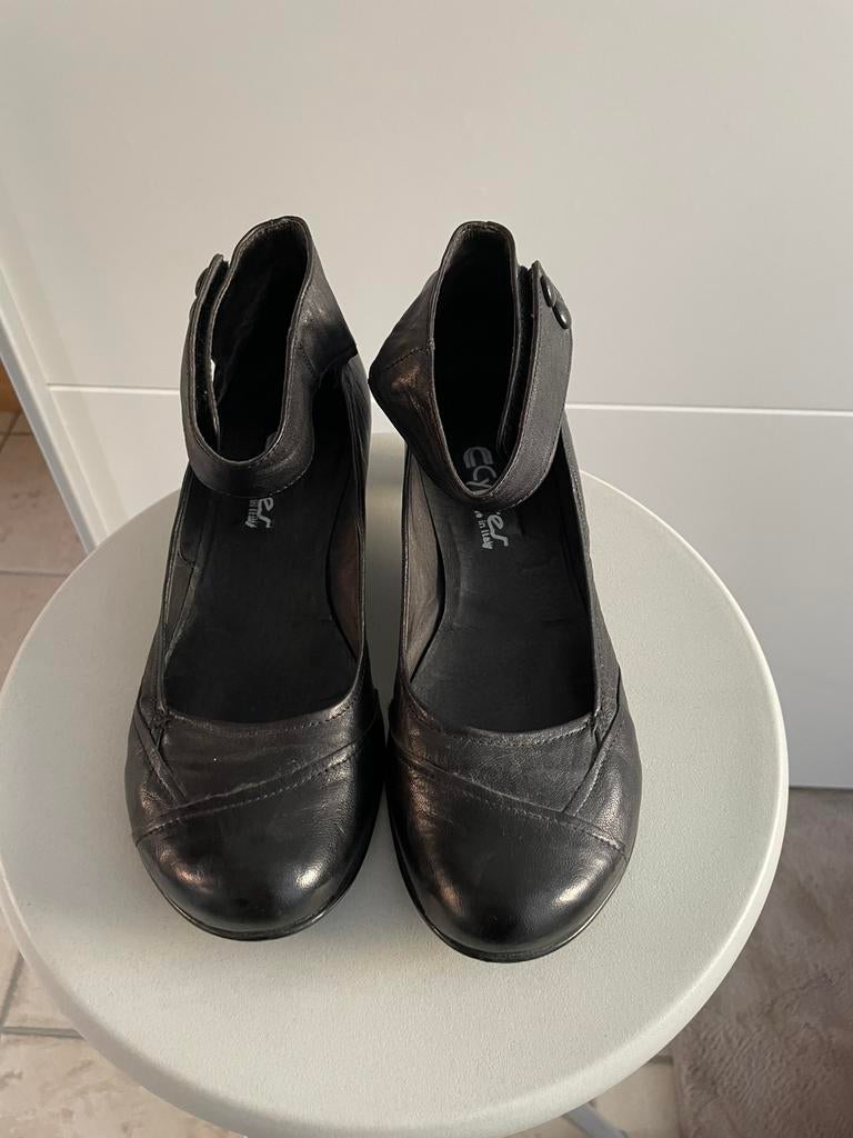 Lederen damesschoenen, Vêtements | Femmes, Chaussures, Comme neuf, Enlèvement, Chaussures basses, Noir