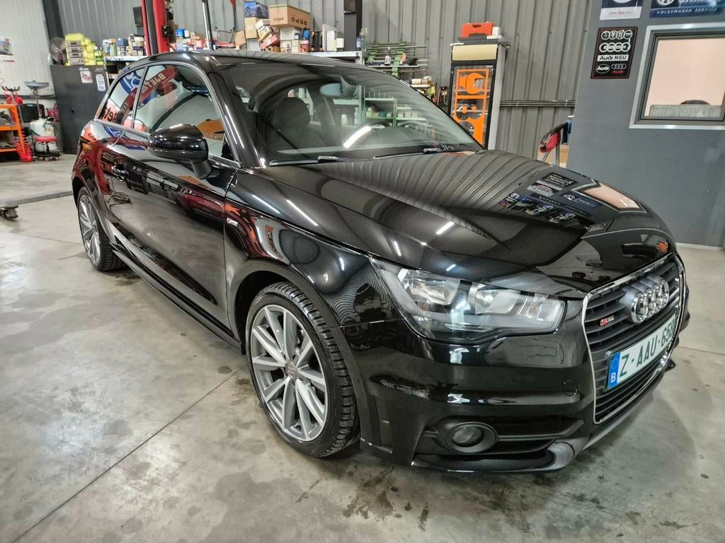Audi A1 S-line 77.000km!!!, Auto's, Audi, Euro 5, Stof, A1, Zwart
