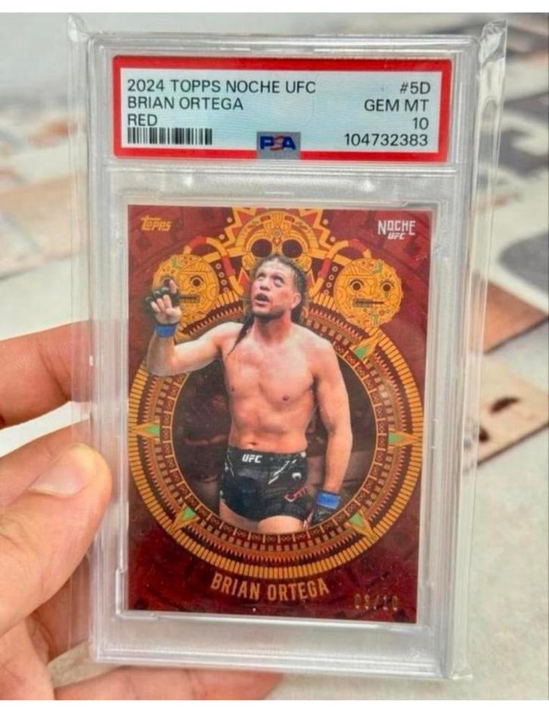 2024 TOPPS NOCHE UFC #5D BRIAN ORTEGA Red PSA-10 grade, Ophalen of Verzenden, Nieuw, Spelerskaart