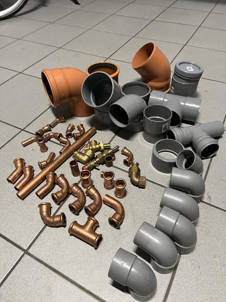 Pvc en koper hulpstukken, Ophalen, Nieuw, PVC, Bochten