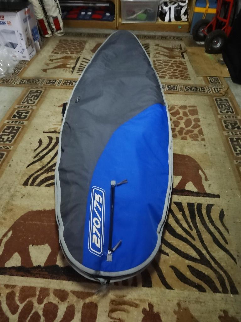 Planche Fanatic Carbone + gréément et harnais Neilpryde, Watersport en Boten, Windsurfen, Zo goed als nieuw, Complete set, 250 tot 300 cm