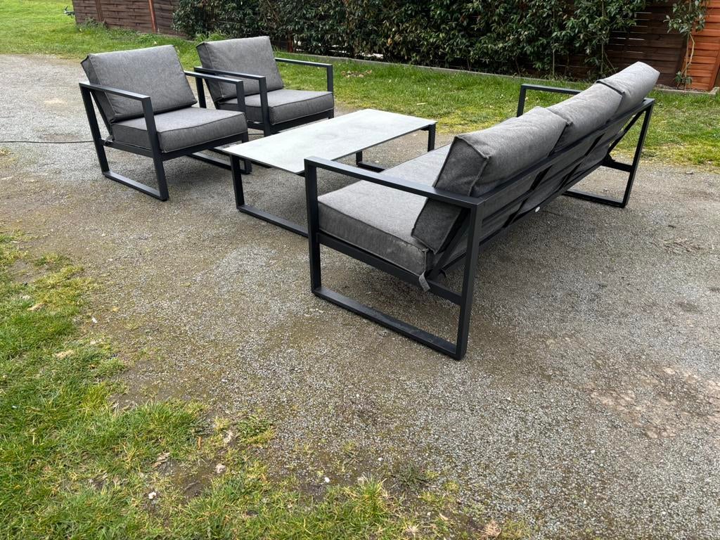 Loungeset aluminium jysk met bijhorende kussens en tafel, Ophalen, Zo goed als nieuw, Aluminium, Loungeset