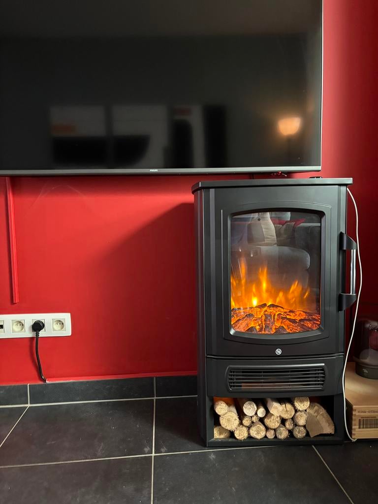 Elektrische houtkachel met verwarming, Huis en Inrichting, Haarden, Ophalen, Zo goed als nieuw, Vrijstaande haard, Elektrische haard