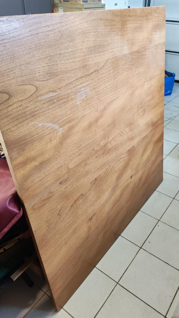 Grand plateau carré en bois, Bois