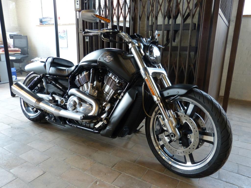 Harley-Davidson VRSCF V-Rod Muscle (bj 2017) - foto 3