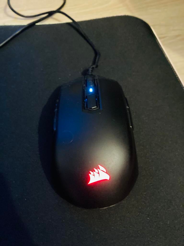 CORSAIR M55 RGB PRO Gaming Mouse, Souris, Gaucher, Enlèvement, Utilisé