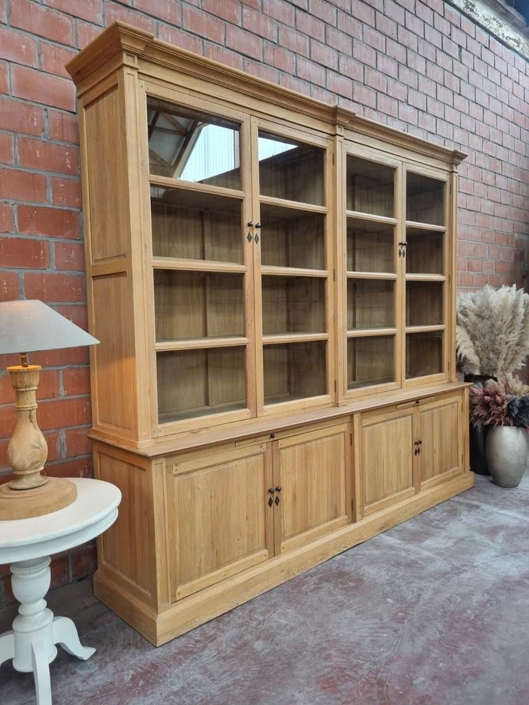 Eiken buffetkast/vitrinekast art:84/26, Huis en Inrichting, Kasten | Buffetkasten, Ophalen, 200 cm of meer, Eikenhout, Belgie