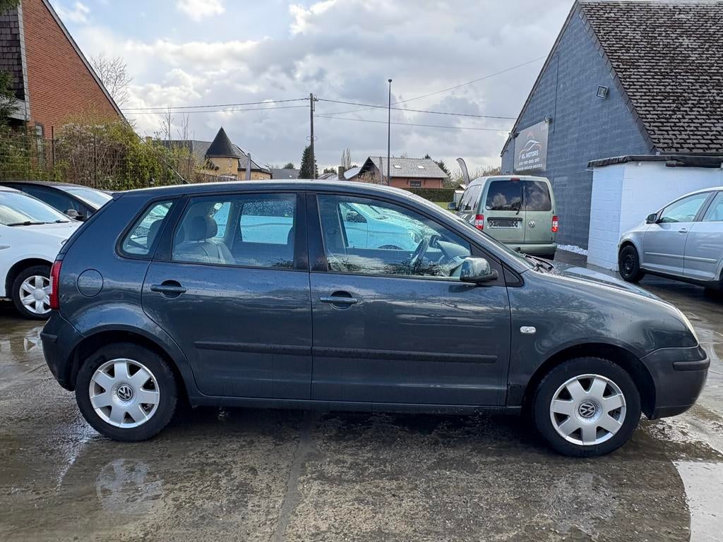 VW POLO 9N 1.4TDI 246 000KM CARPASS 5 PORTES AIRCO, Autos, Argent ou Gris, Achat, Entreprise, Boîte manuelle