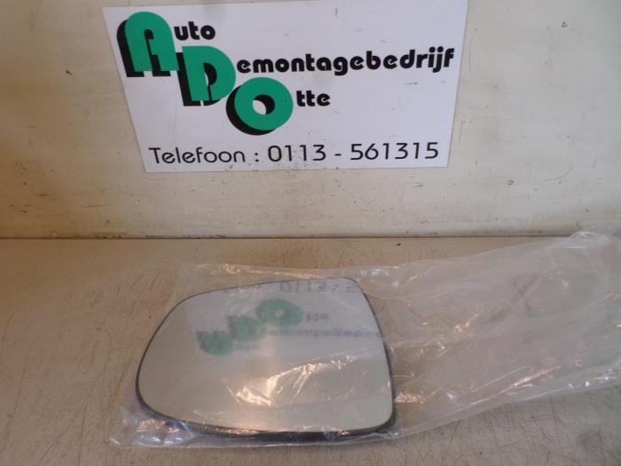 Spiegelglas rechts van een Opel Vivaro (Vivaro 01-), Auto-onderdelen, -, -, Nieuw, Ophalen of Verzenden