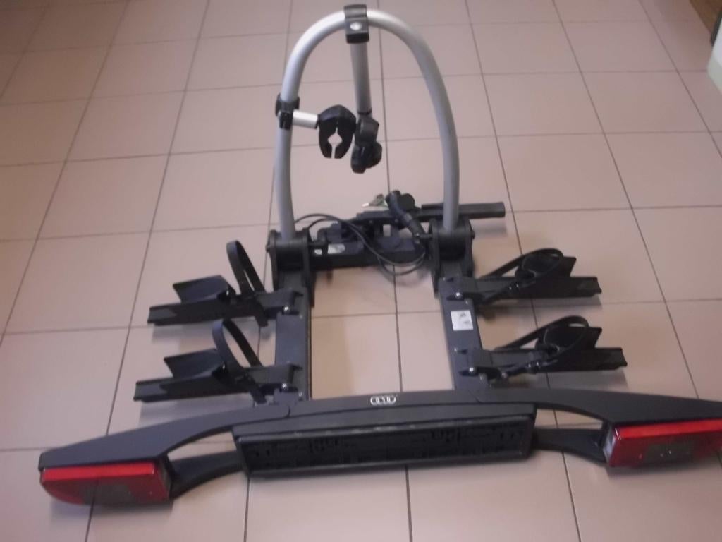 Fietsdrager voor 2 fietsen, Ophalen, Zo goed als nieuw, 2 fietsen, Trekhaakdrager