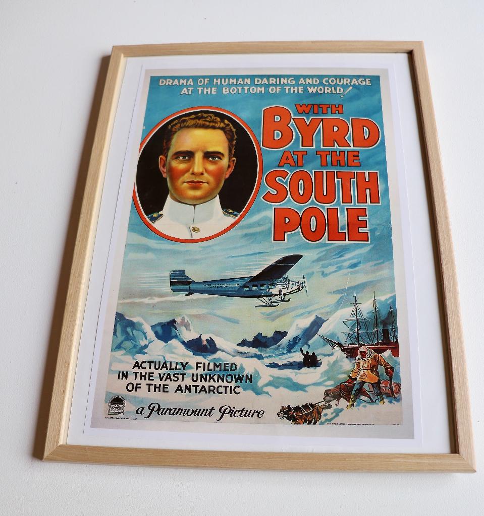 Affiche encadrée avec Byrd au pôle Sud 1930, Neuf, Rectangulaire vertical, Avec cadre, A1 jusqu'à A3
