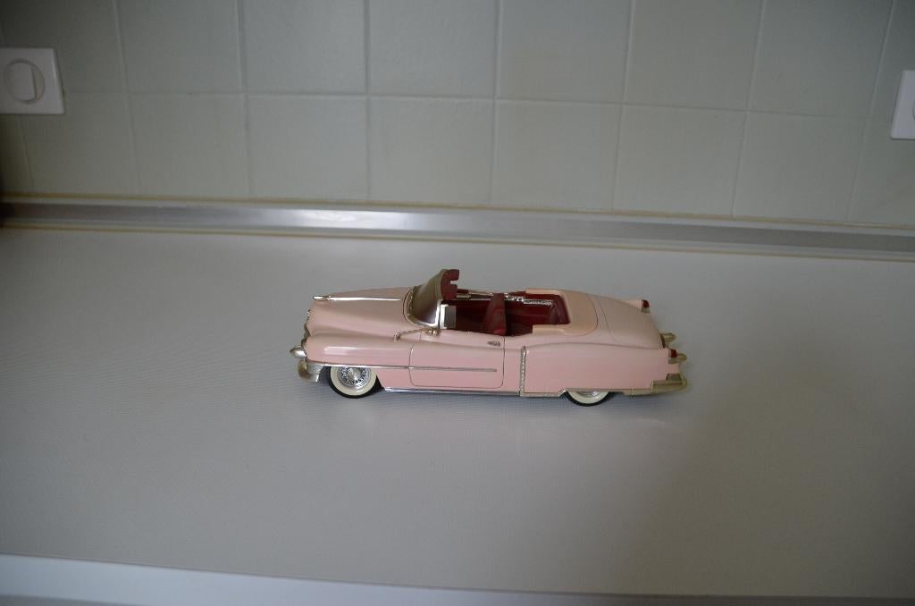voiture de collection 1/18, Enlèvement, Utilisé