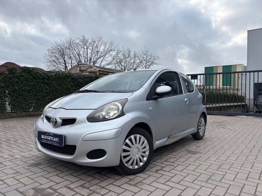Toyota Aygo 1.0iBenzine/2011/Leder/Euro5/Gekeurd! 1.749€, Autos, Cuir, Achat, Entreprise, Boîte manuelle