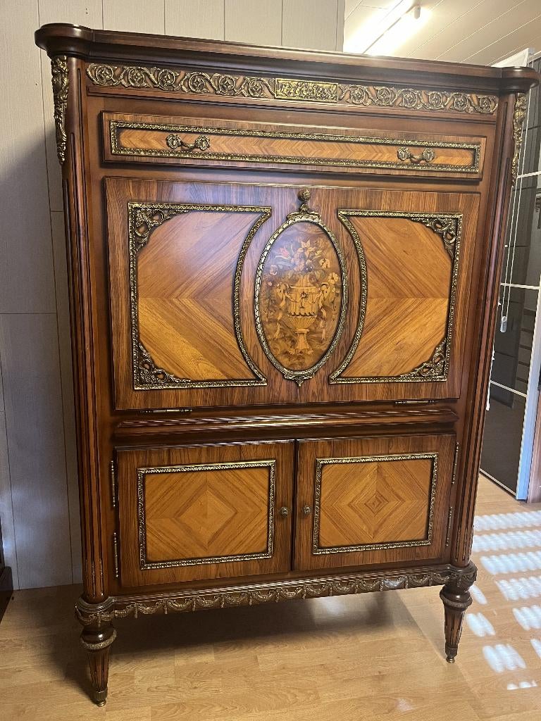 Meuble de bar EHALT avec bronze décoratif et bois de rose, Antiquités & Art, Enlèvement