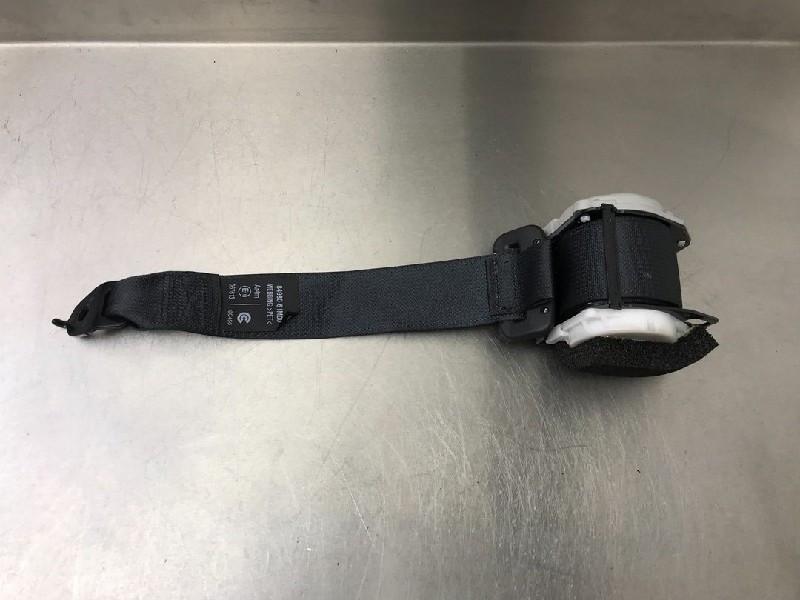 VEILIGHEIDSGORDEL LINKS ACHTER Suzuki SX4 S-Cross (JY), Gebruikt, Suzuki