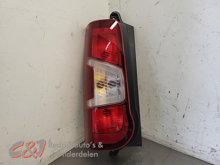 Achterlicht links van een Peugeot Partner, Auto-onderdelen, Gebruikt, -, -, Ophalen of Verzenden